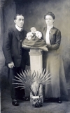 Jackson Henry ( with his daughter Annie and his wife Bessie, 1916)