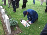  The Chinese ritual at a Chinese grave  