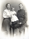 KING CECIL CHARLES (with his wife Edith and his son Ronald Cecil Horace, 1917)