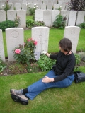 MELVILL MELVILL-LEOPOLD (Tessa Watson, grandniece, at his grave in 2008)