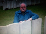 WALTON HARRY (Russell Ives at his Great Uncles grave, March 2013)