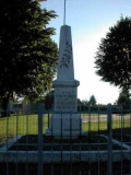 BEAUVAIS F Monument aux Morts  Givres