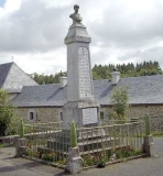 Monument aux Morts  Maurines