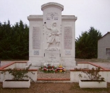 Monument aux Morts  L\'Honor-de-Cos