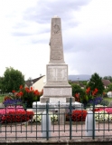 Monument aux Morts  Etang-sur-Arroux