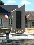 Monument aux Morts  Sainte-Anne-Saint-Priest