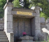 Monument aux Morts du cimetire de Riotord
