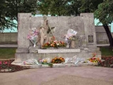 Monument aux Morts, Commentry
