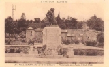 Monument aux Morts, Villefranche-de-Rouergue (carte postale)