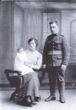 George Greer (with his wife Harriet and daughter Elizabeth, born 7th of June 1916)