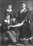 Bremner James (seated, with his brother David and their mother Grace, 1901)