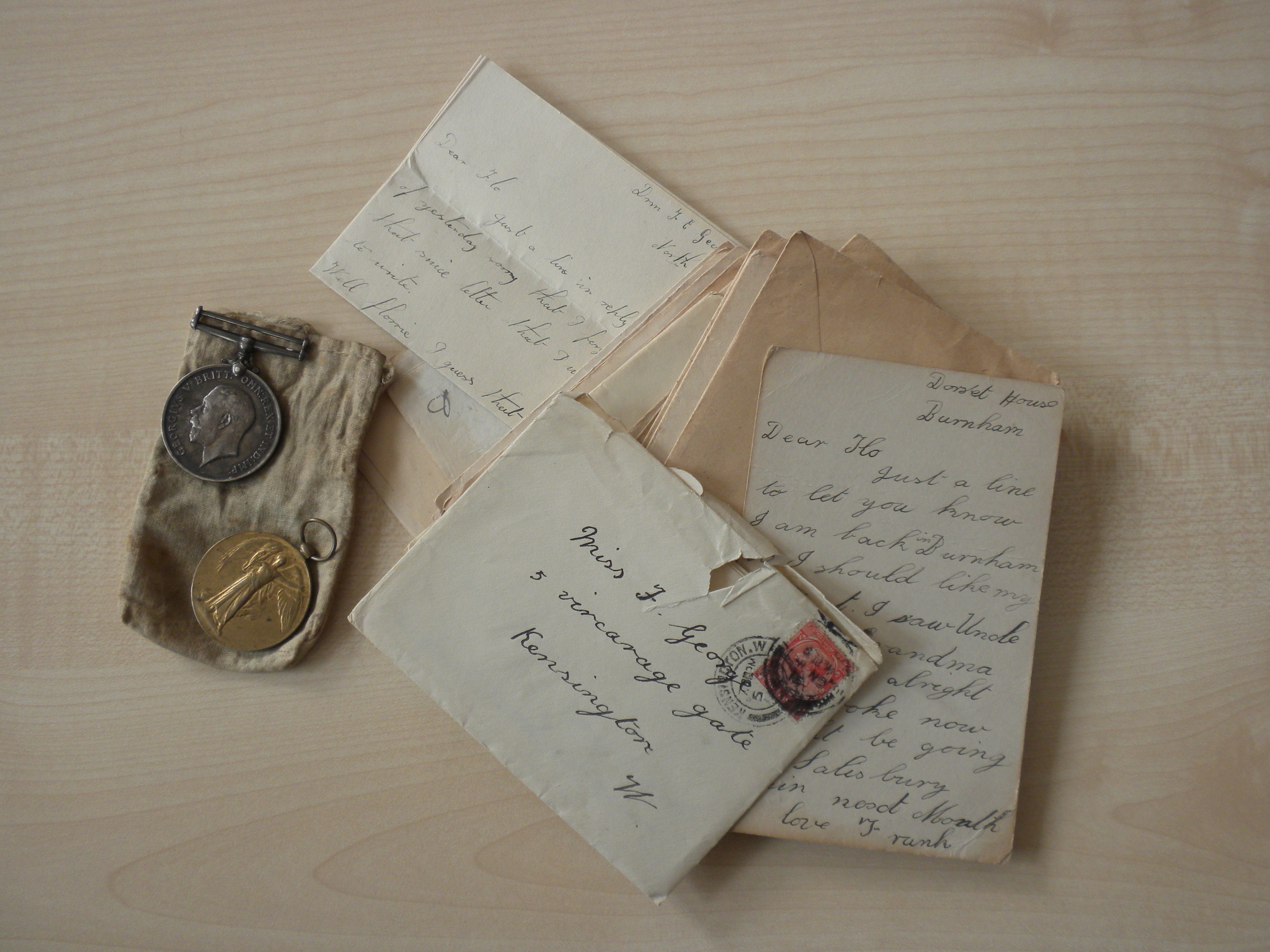 medals and letters from Frank George, buried in Lijssenthoek
